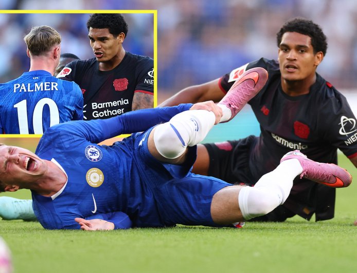 Cole Palmer squares up to ex-Premier League star after horror challenge that left him limping