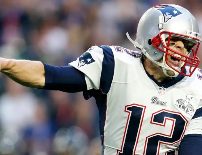 Shaven-headed Tom Brady looks almost unrecognizable on New England preseason debut as Patriots honor franchise icon