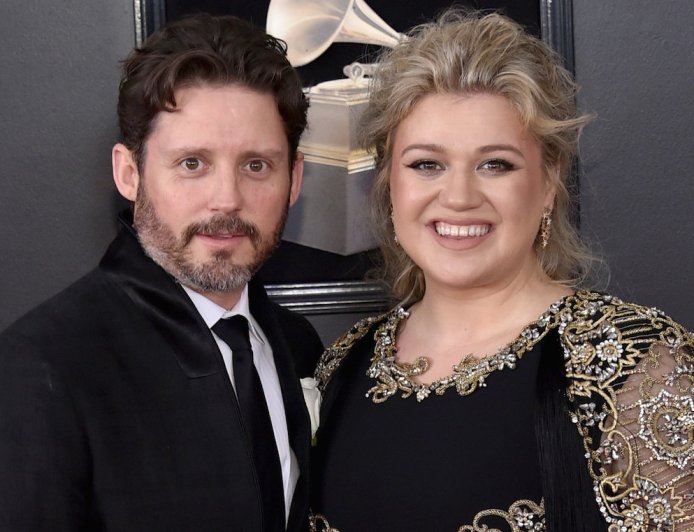 How Kelly Clarkson Coped Amid Ex Brandon Blackstock’s Cancer: Source