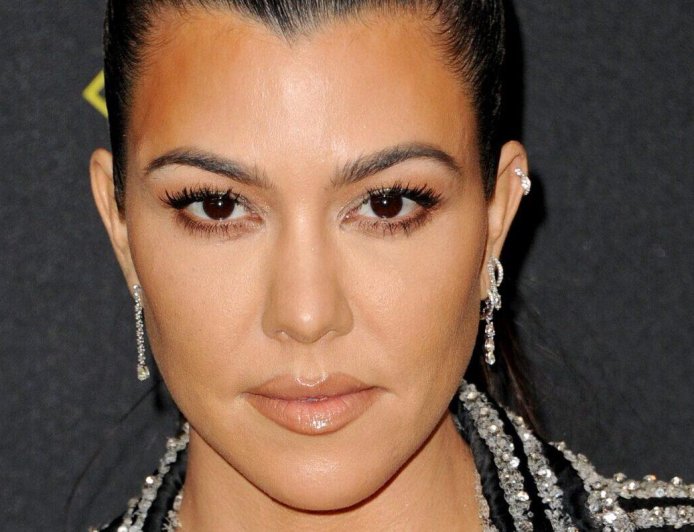 Kourtney Kardashian Criticized Over Photo Of Her Toddler On A Boat Without A Life Jacket