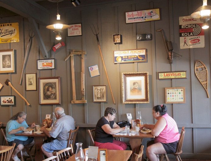 Cracker Barrel customers 'hate' restaurant chain's new look in viral social media videos