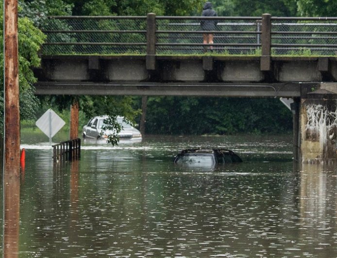 Brewers win in a deluge: walk-off thriller inside, total flood disaster outside