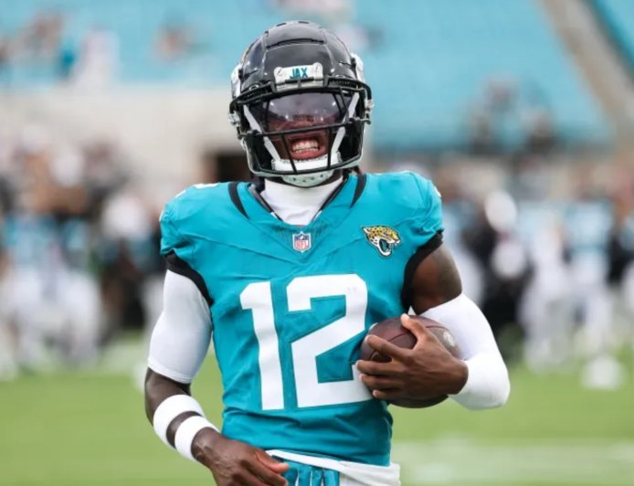 ‘Nervous’ Travis Hunter humbled by third-round rookie on debut as Jaguars coach defends No. 2 pick