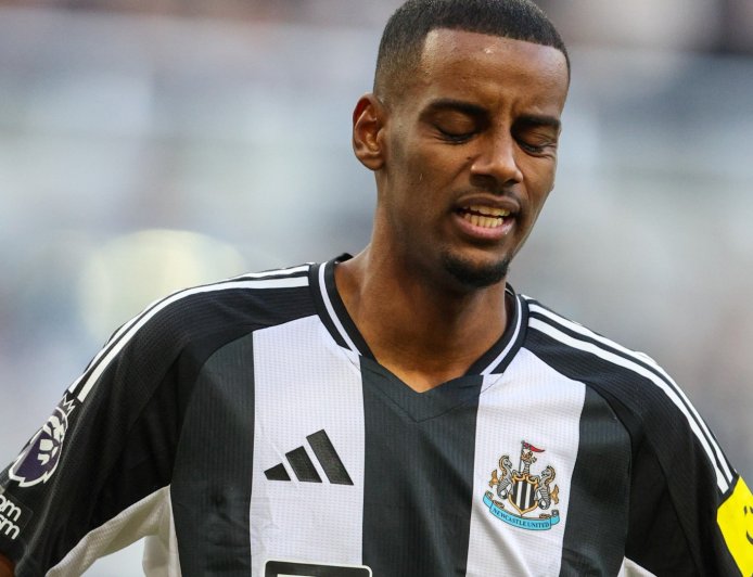 Football news LIVE: Howe comments on Isak as Newcastle close in on £35m transfer, United confirm Sesko signing, Community Shield build-up