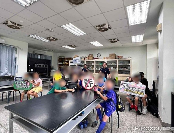 台東永樂警前進校園　夏令營傳遞暑期安全觀念