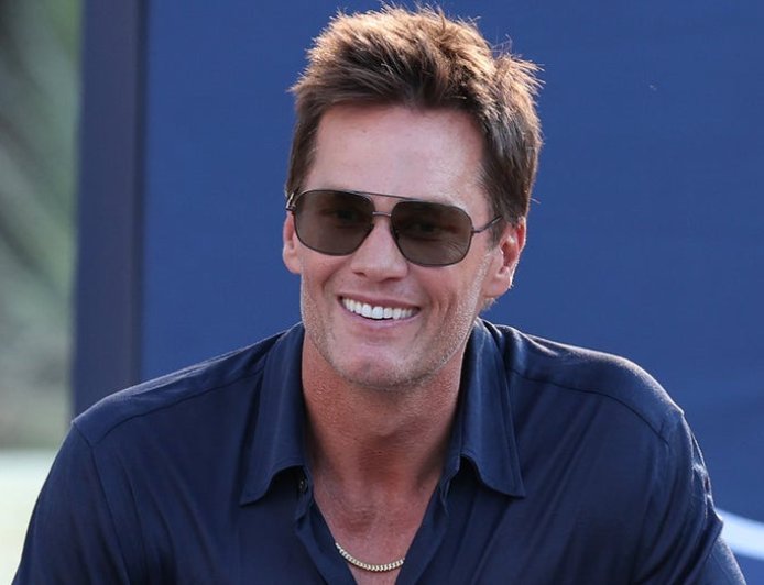 Tom Brady burns Jets fans once more during statue ceremony