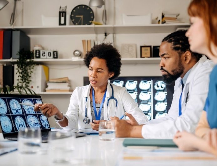 'Missing link' to Alzheimer's disease found in study of human brain tissue