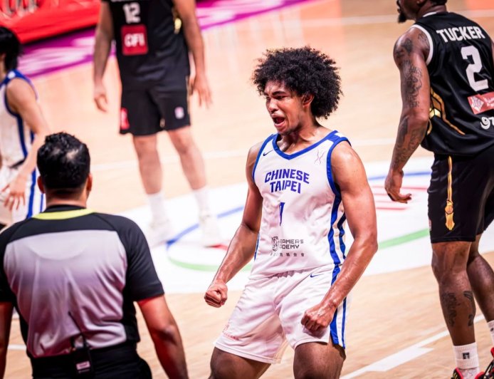 賀丹大秀爆扣轟全隊最高18分　讚陳盈駿連飆關鍵三分如柯瑞