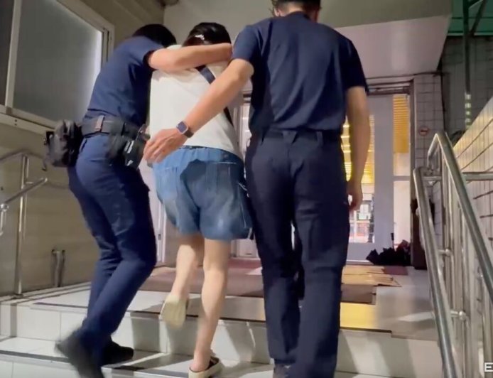 快訊／新北男嬰疑被虐ICU搶救中　保母住家遭搜索…父母接受警訊中