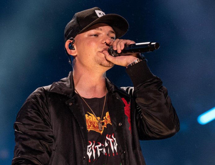 Kane Brown Halts Concert Mid-Show Due To ‘Tornado Warning’