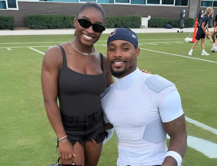 Simone Biles drops five-word message after appearing at Bears training camp with NFL husband