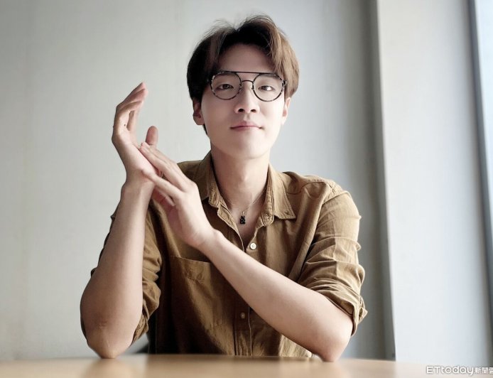 30+男生必學！穿出高級感：理性與反骨的Geek Chic時尚方程式