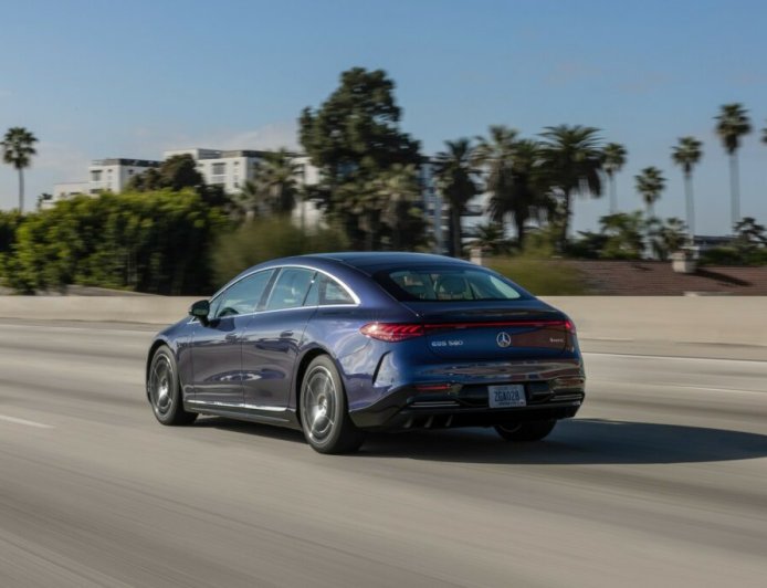 奔驰 CEO 康林松示警：如果没有油车，欧洲汽车工业恐将“崩溃”