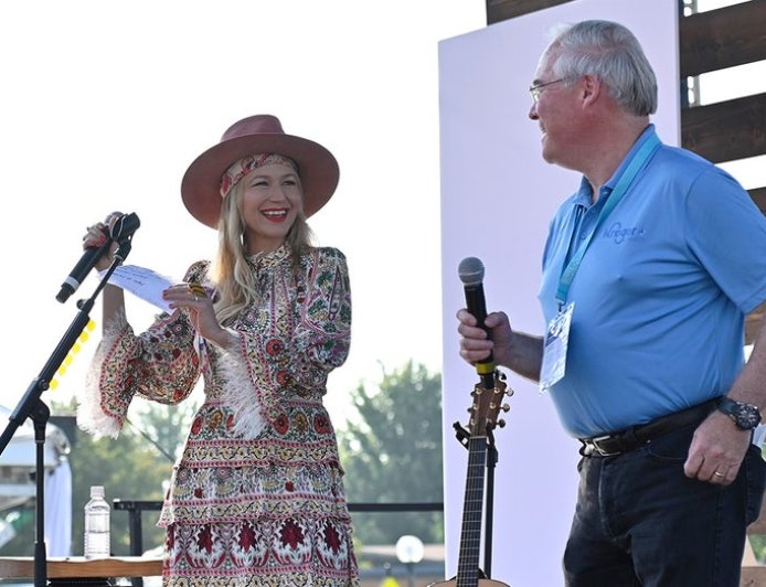 Former Kroger CEO must explain reason for resignation to court in pop star Jewel's ongoing lawsuit