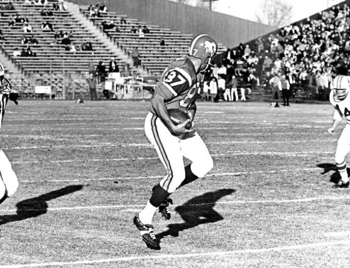 Denver Broncos legendary wide receiver Lionel Taylor dies at 89