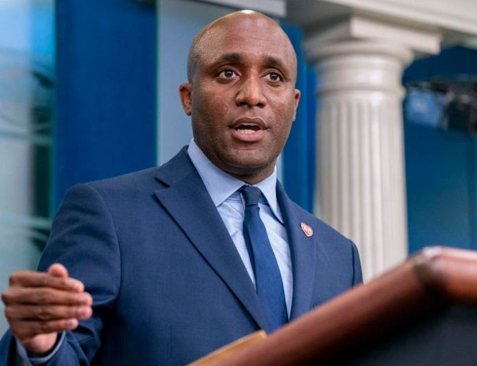 Kansas City mayor claims Trump targeting cities with Black leaders in crime crackdown