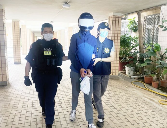 法國男模當「人肉快遞」行李箱運4500萬大麻被逮 超慘下場曝