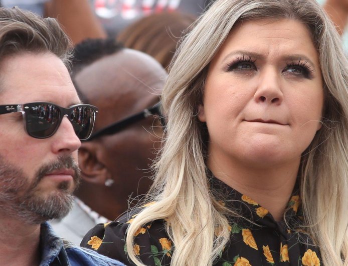 Kelly Clarkson Blindsided By Ex Brandon Blackstock’s Secret Romance With Her Assistant