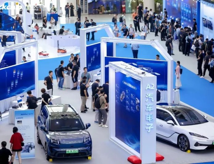 瑞芯微智能座舱芯片矩阵亮相，消息称进军车载 SerDes 芯片行业