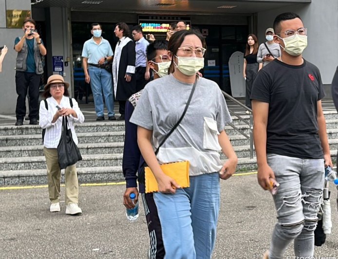 才說「不可能只賠30萬」巨業客運撞死女大生私訊律師：多給3萬