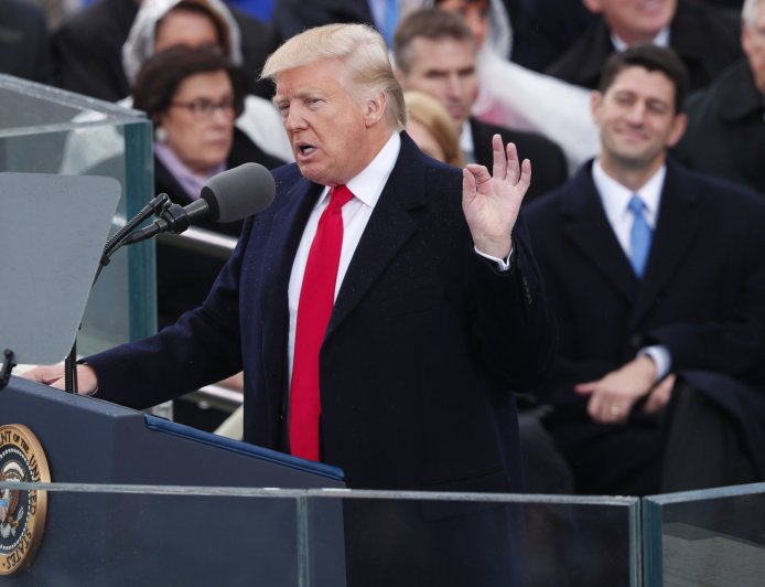 特朗普当总统到底捞了多少钱？我算了笔账