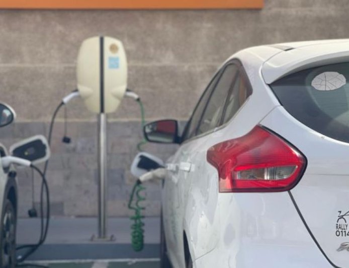 什么阻碍了埃及电动汽车项目的发展？