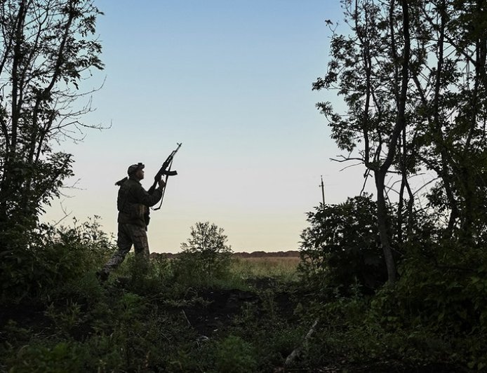 Ukrainian sniper reportedly breaks world record with 13,000-foot kill shot against Russian forces: report