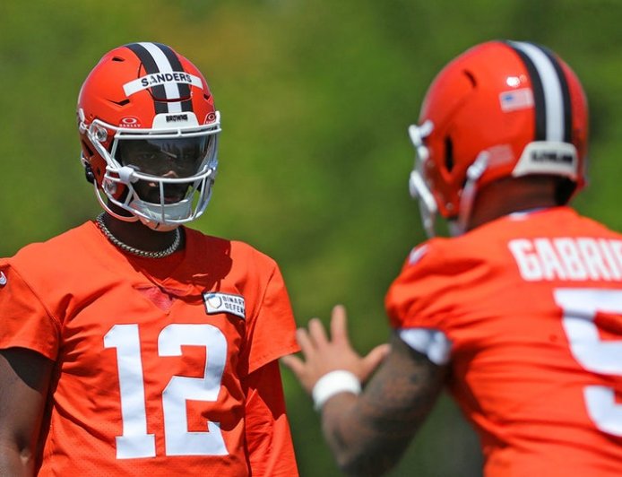 Browns' Dillon Gabriel clarifies 'entertainers' comment amid QB competition with Shedeur Sanders