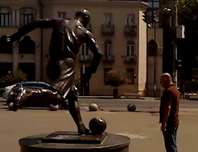 ‘Dry Leaf’ Review: A Gorgeously Eccentric Road Trip Through Blurry Rural Georgia