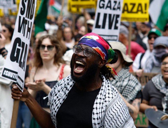 Thousands storm Manhattan calling for 'global intifada,' a phrase with a pending violence designation