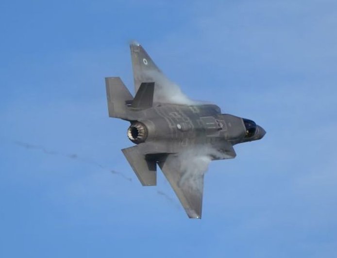 这就是让美国战斗机具备隐身能力的秘密材料