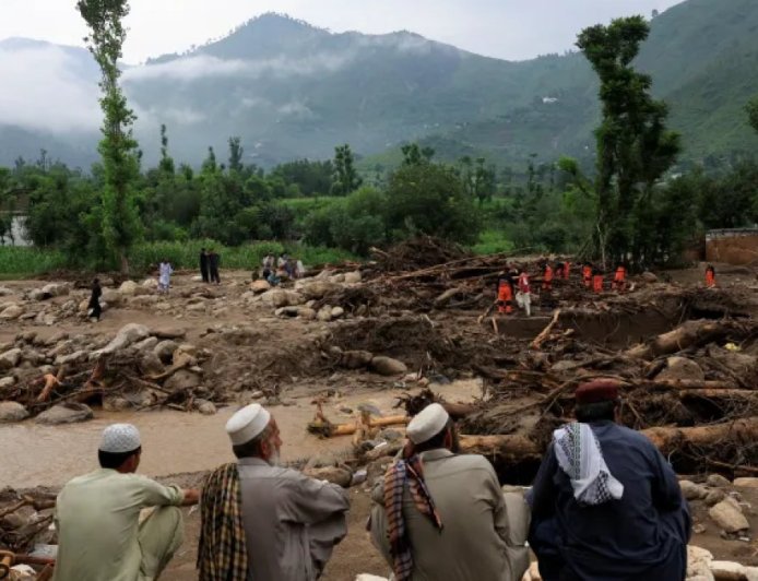 巴基斯坦洪灾至少造成337人死亡，政府为应急响应辩护