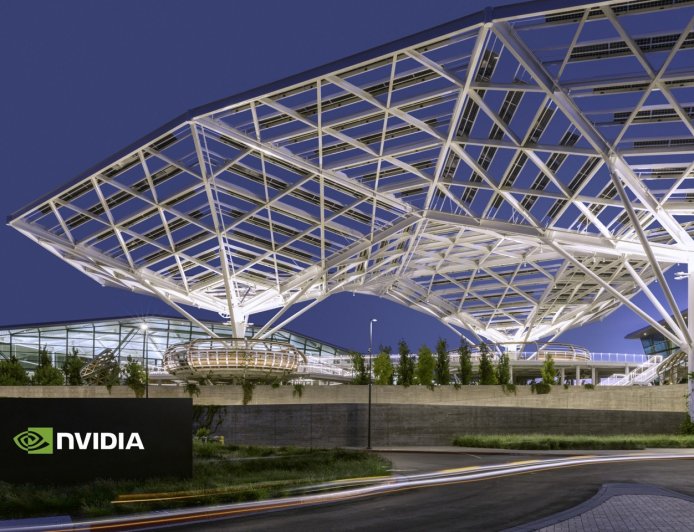 消息称英伟达拟自研 HBM 内存 Base Die：3nm 工艺，2027H2 试产