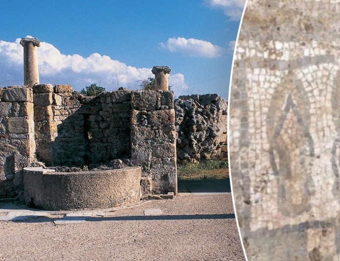 Ancient Roman mosaic in Sicily reveals 'extraordinary' find resembling modern footwear