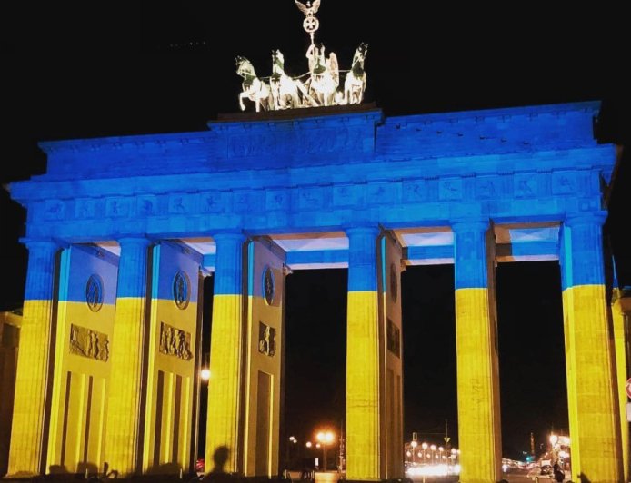 白宫再次上演“请君入瓮”，真正虚张声势的是欧乌