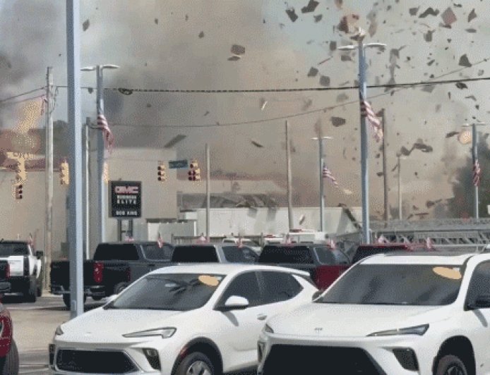 Dramatic video captures beach town explosion after hit-and-run crash, 4 firefighters injured