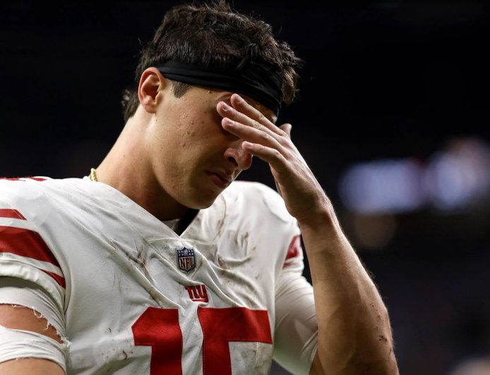 Giants star QB could join crosstown rival Jets if and when he’s squeezed out by the G-Men