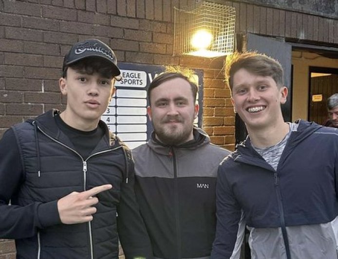 Luke Littler praised as jet-lagged darts star makes surprise appearance