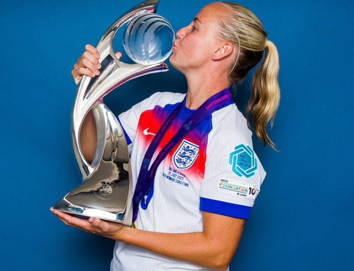 ‘Everything is possible’ – Arsenal star Beth Mead could join newly-promoted WSL side backed by billionaire