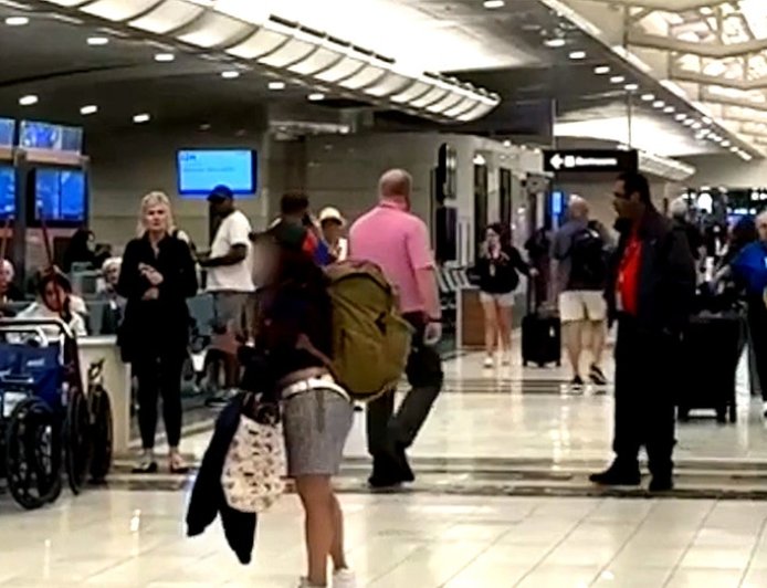 Woman kicks Southwest employee, punches computer monitors in violent airport meltdown