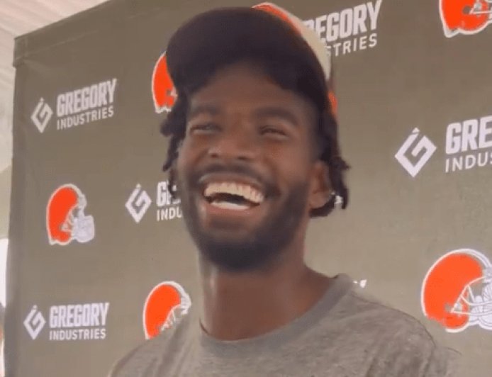 Shedeur Sanders breaks silence on Dillon Gabriel’s ‘entertainers’ remark while receiving big Browns boost