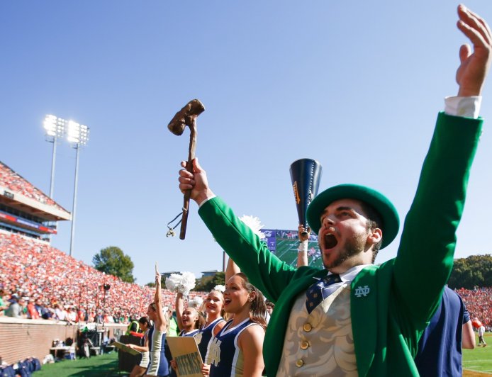 &#8216;Made by AI&#8217; – Fans and alumni stunned by radical redesign of college football&#8217;s iconic logo