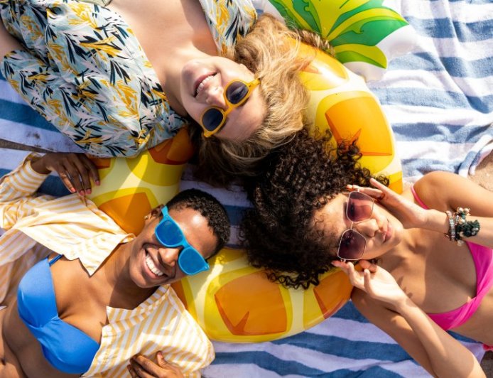 This Quick-Drying Beach Towel Is 'Absolutely Perfect'— Up to 50% Off