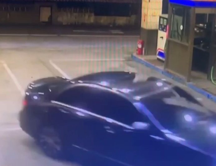 唬爛「火星塞潮濕」不能熄火 宜蘭男開贓車...油門一催跑了
