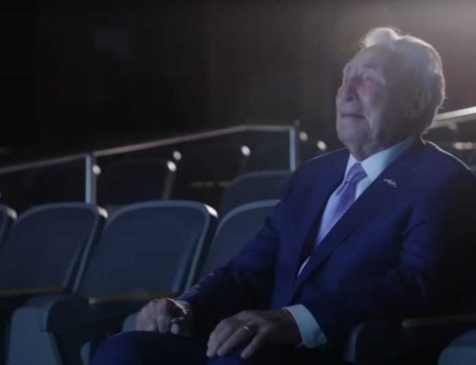 Tearful Lee Corso breaks down as Bill Belichick and Kirk Herbstreit lead tributes to departing broadcasting legend