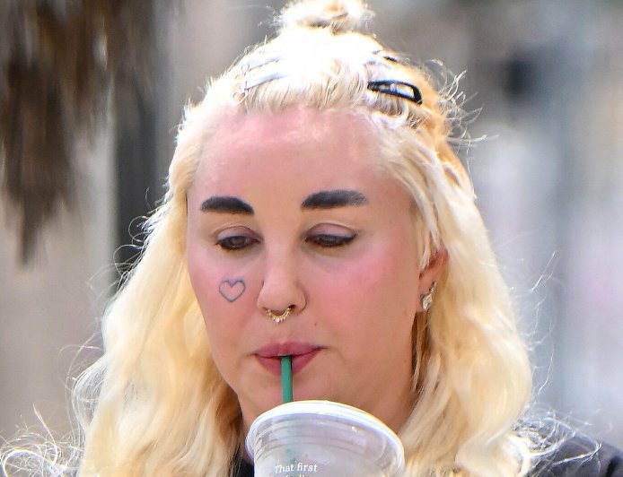 Amanda Bynes Flaunts Her Fresh Lip Injections In New Video After Her Ozempic Confession