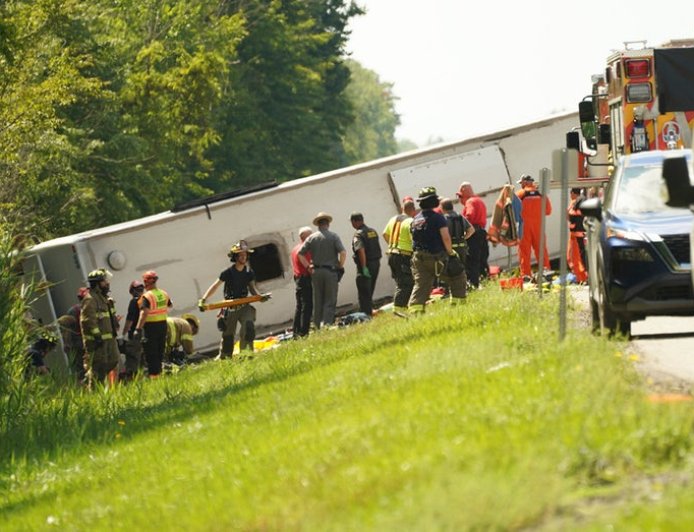 Columbia University student among 5 killed in New York tour bus crash after Niagara Falls visit