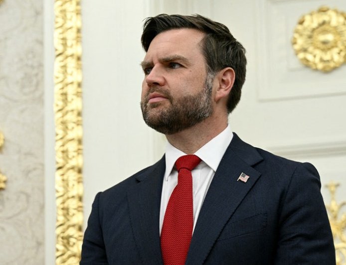 Vance rebuts NBC's Welker, says GOP map changes push back on decades of Democrat power grabs