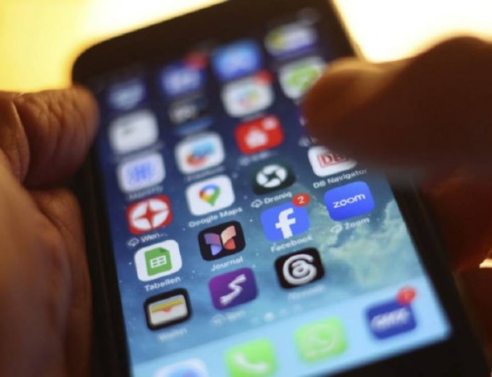 蘋果出招了！iOS 26將推「來電篩選」功能　自動掛斷詐騙電話