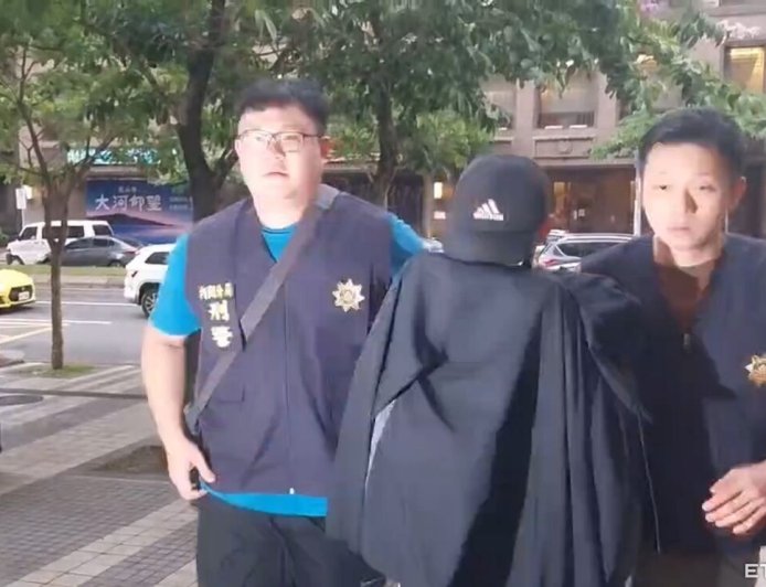 快訊／辣椒水噴臉！李正皓電視台外遭襲　士檢火速偵結起訴4嫌